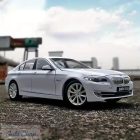 BMW F10  - 1:24 1/24 Fehér modellautó modell autó Minőségi termék